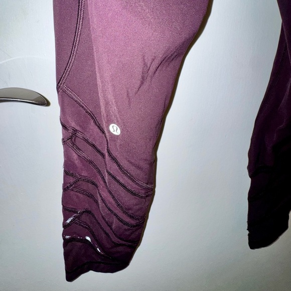 Lululemon Athletica Motionful 7/8" Black Cherry Tight/Leggings - Picture 10 of 10